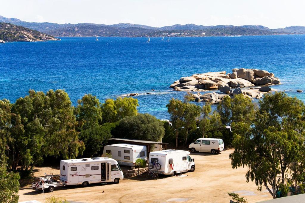 Отель Camping Baia Saraceno Палау Экстерьер фото