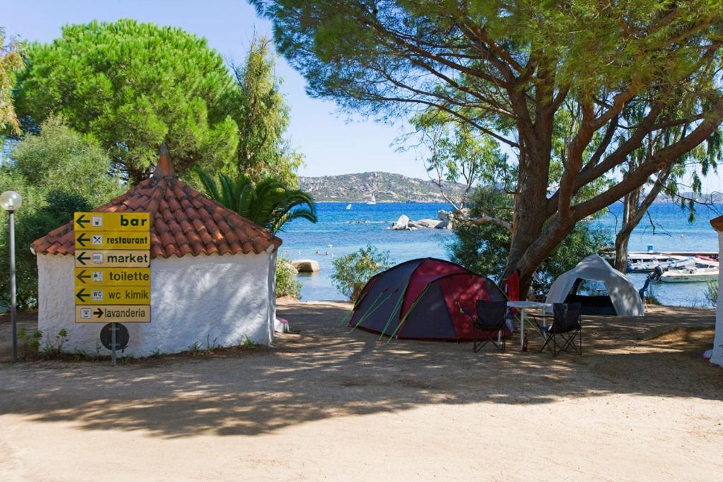 Отель Camping Baia Saraceno Палау Экстерьер фото
