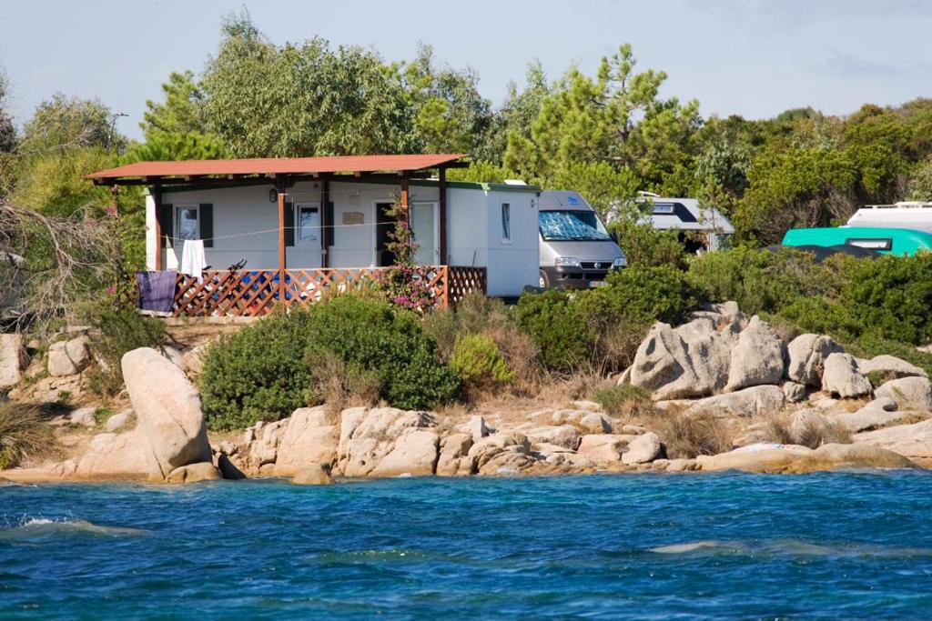 Отель Camping Baia Saraceno Палау Номер фото